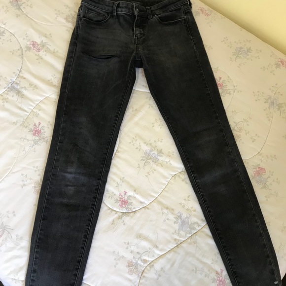BASIC BLACK SKINNY JEANS - Picture 2 of 2